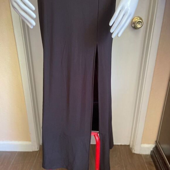 B.DARLING Black and White Halter Maxi Dress - Picture 4 of 12